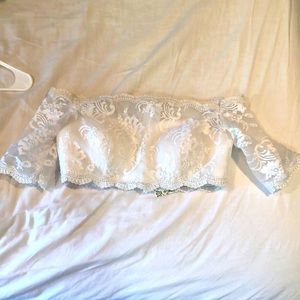 White Lace CropTop!
